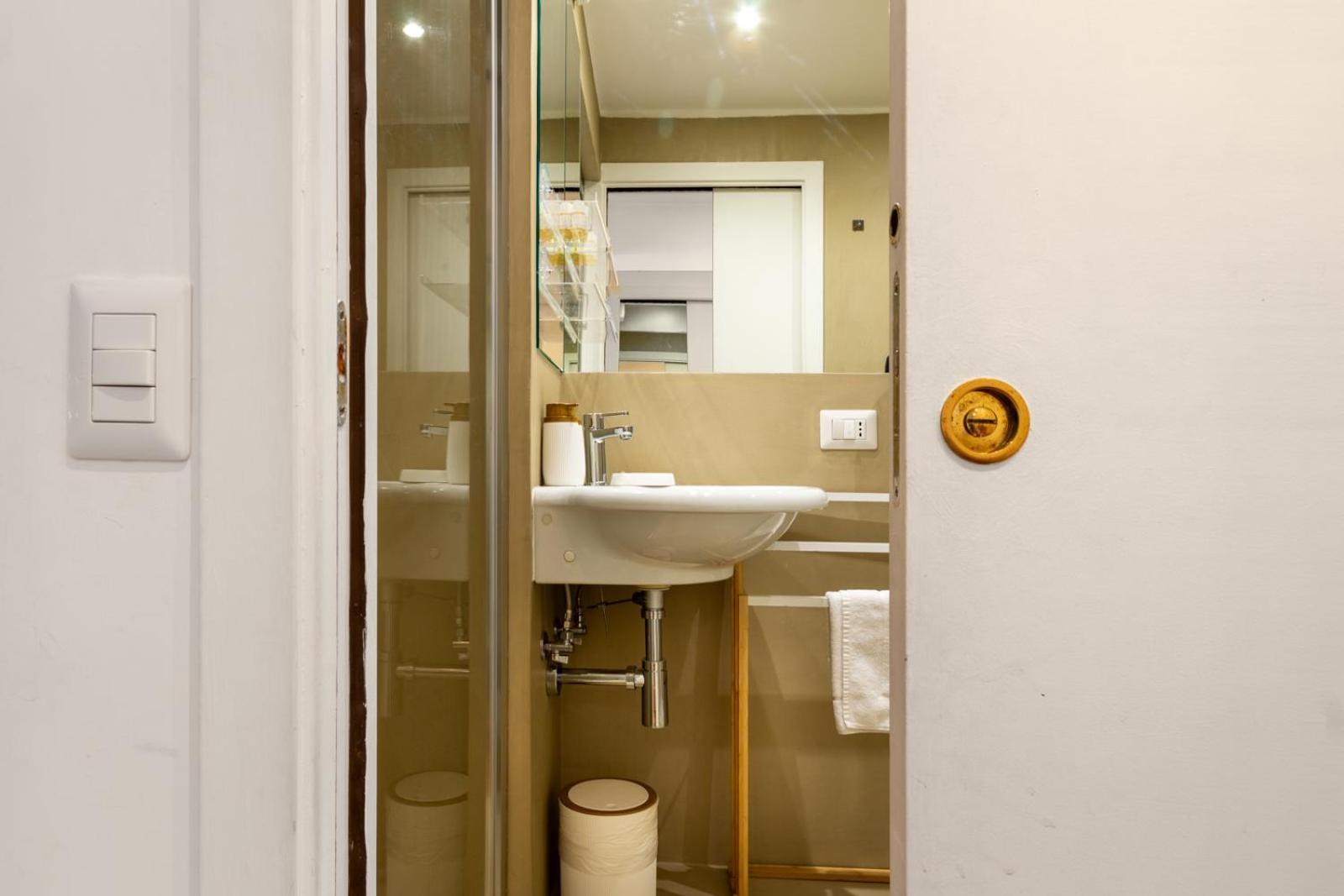 Trevi Apartment โรม ภายนอก รูปภาพ